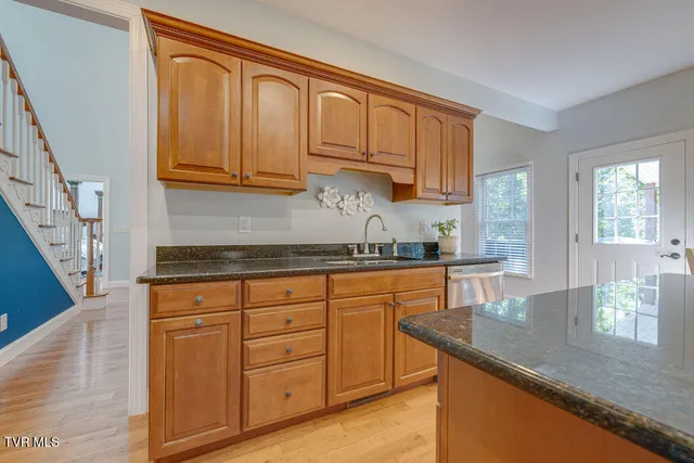 $679,900 | 128 Allison Timbers Road, Piney Flats, TN 37686