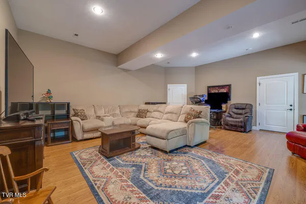 $649,900 | 128 Allison Timbers Road, Piney Flats, TN 37686