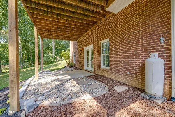 $649,900 | 128 Allison Timbers Road, Piney Flats, TN 37686