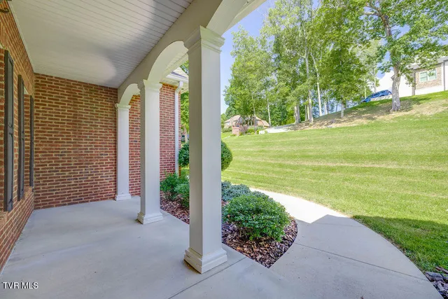 $679,900 | 128 Allison Timbers Road, Piney Flats, TN 37686