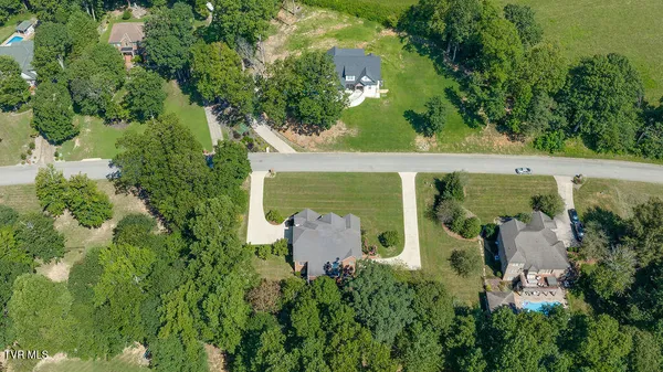 $649,900 | 128 Allison Timbers Road, Piney Flats, TN 37686