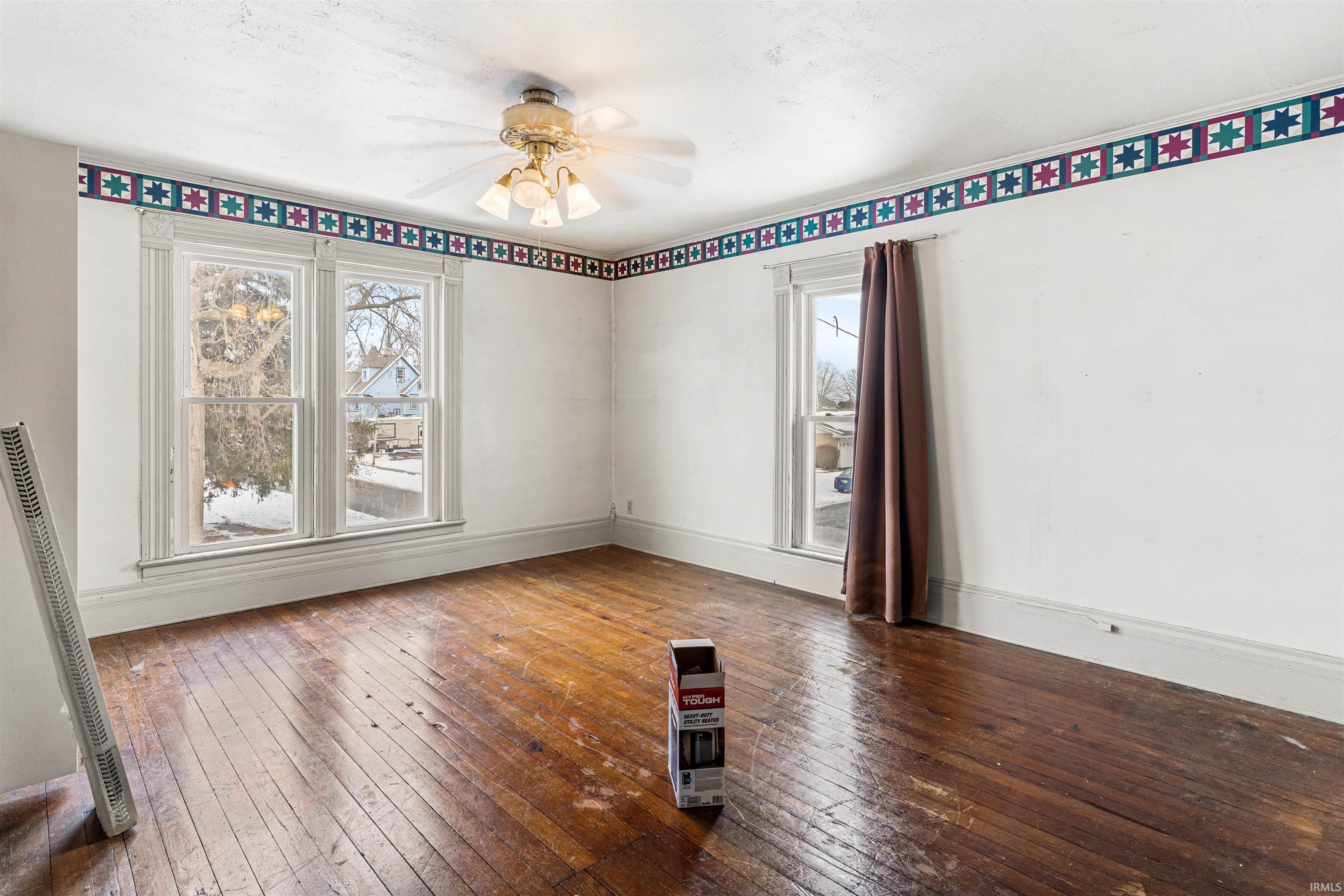 125 East Johnson Street Wolcott, IN 47995 - Photo 5 of 11