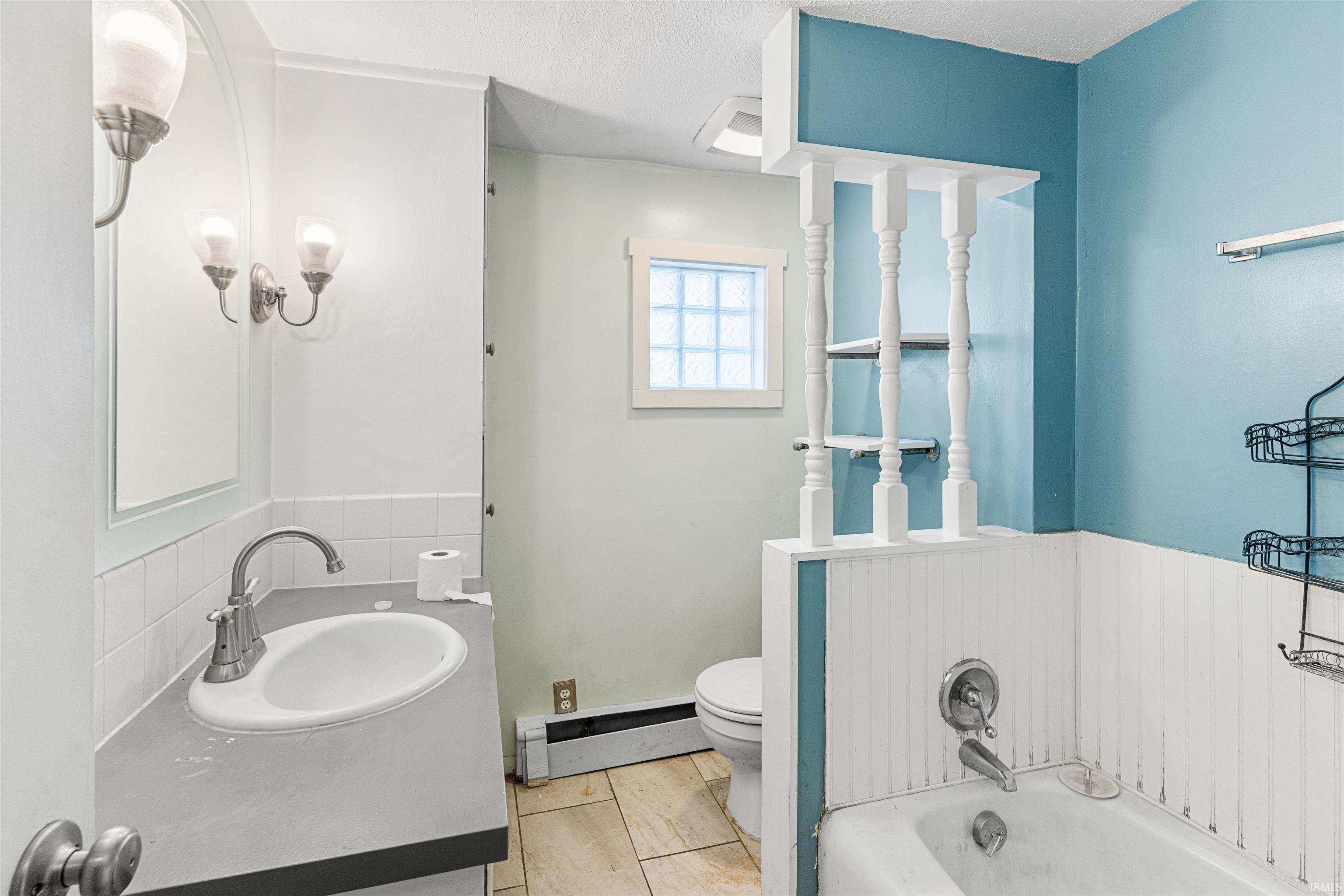 125 East Johnson Street Wolcott, IN 47995 - Photo 6 of 11