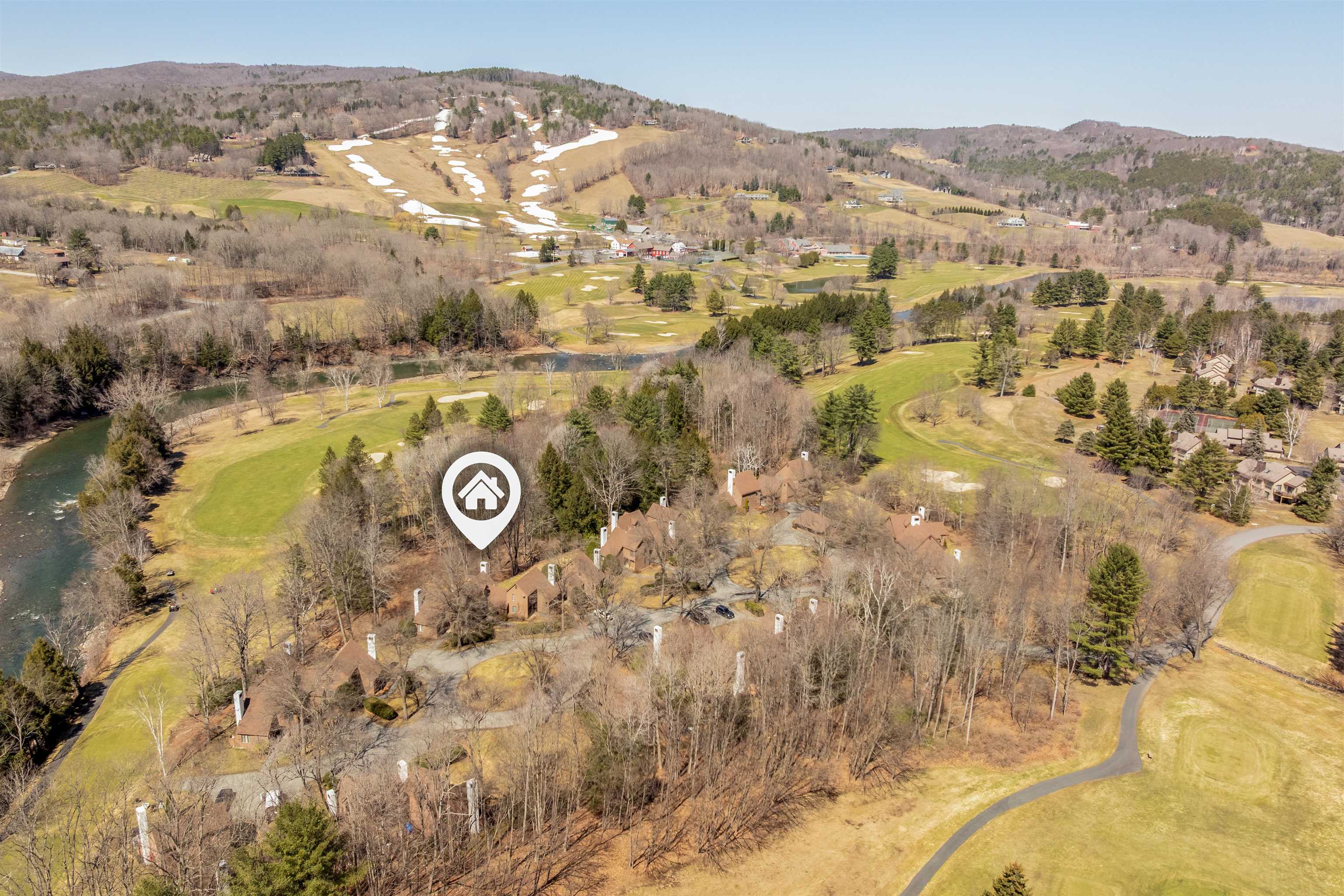 807 Murphys Road, Unit 4C Hartford, VT 05059 - Photo 33 of 35