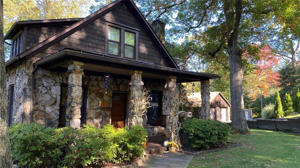 141 Hicks Road, Butler, PA 16002 Compass