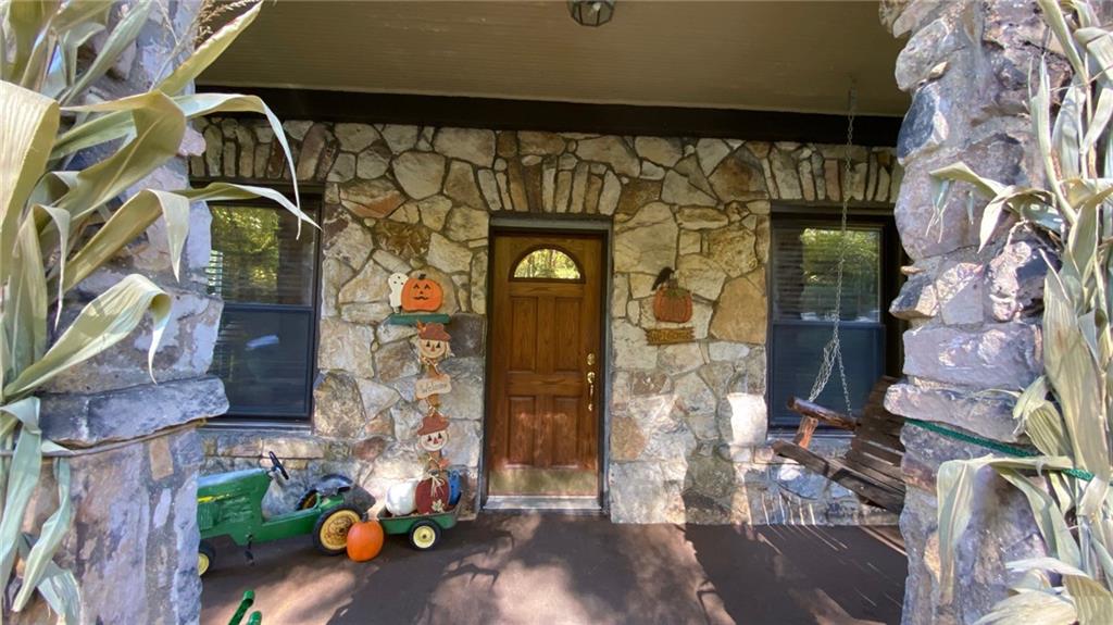141 Hicks Road Renfrew, PA 16053 - Photo 2 of 20