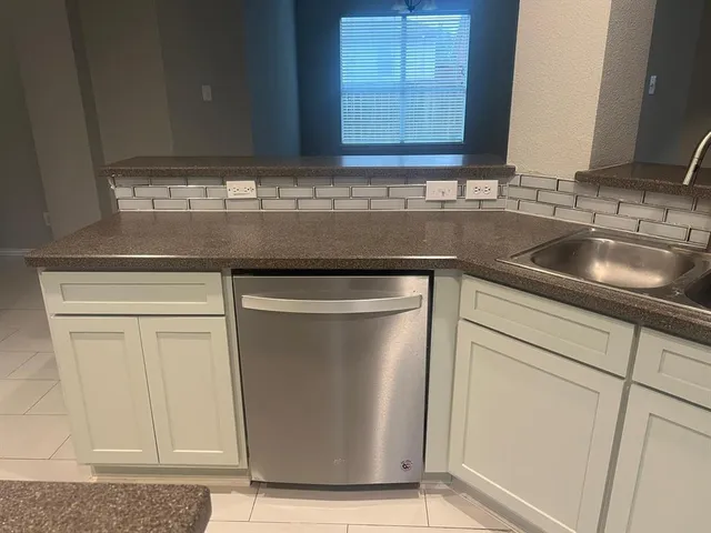 $2,295 | 1111 Ute Circle, Little Elm, TX 75068