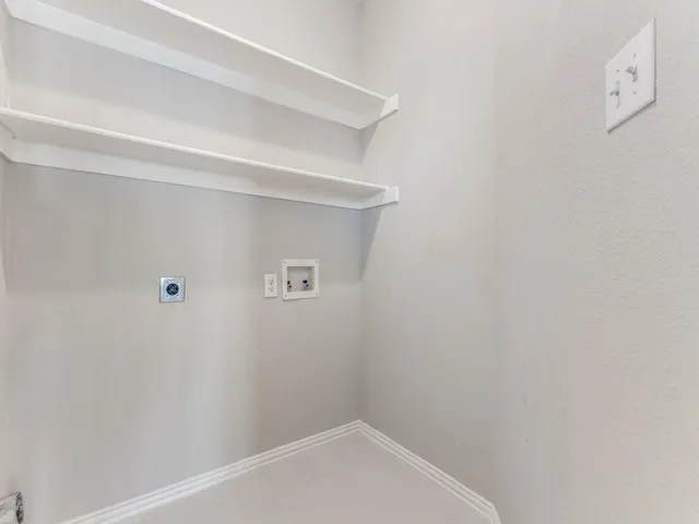 $2,295 | 1111 Ute Circle, Little Elm, TX 75068