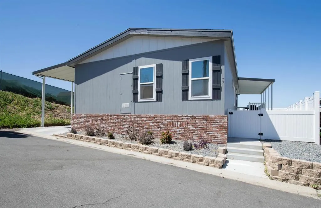 9395 Harritt Road, Unit 75 Lakeside, CA 92040 - Photo 3 of 26