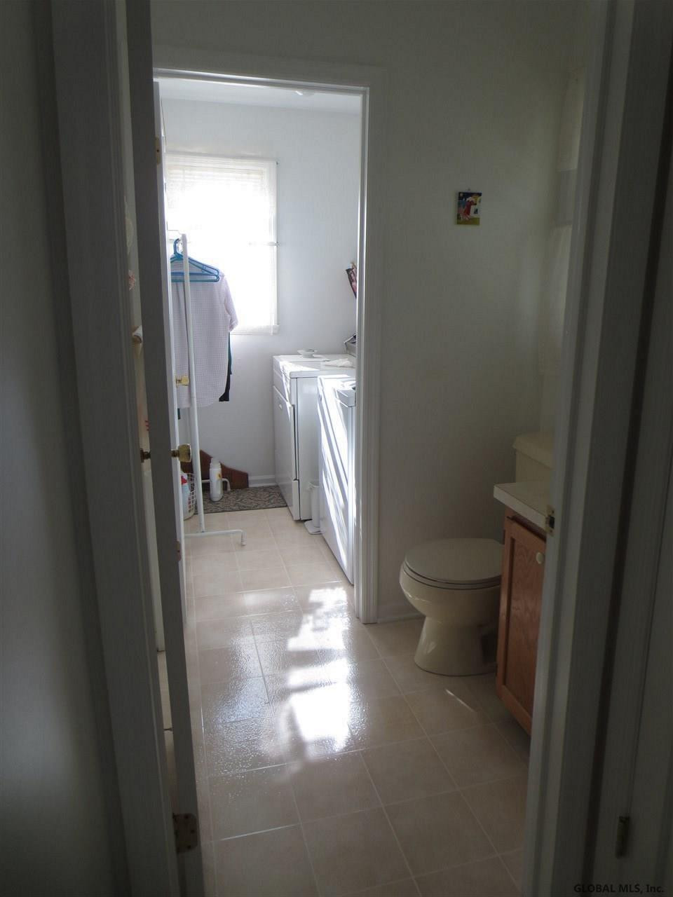 8 Googas Road Bethlehem, NY 12159 - Photo 7 of 17 Photo 7