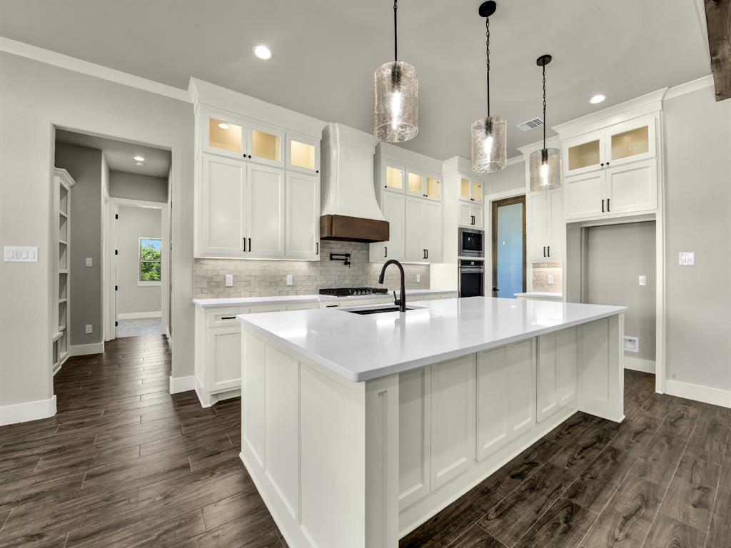 124 Desperado Way Weatherford, TX 76088 - Photo 18 of 39
