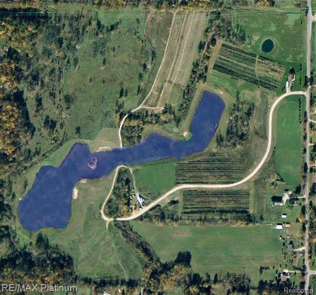 3232 County Farm Road Howell, MI 48843 - Photo 1 of 10 County Farm Aerial-Connected Lak