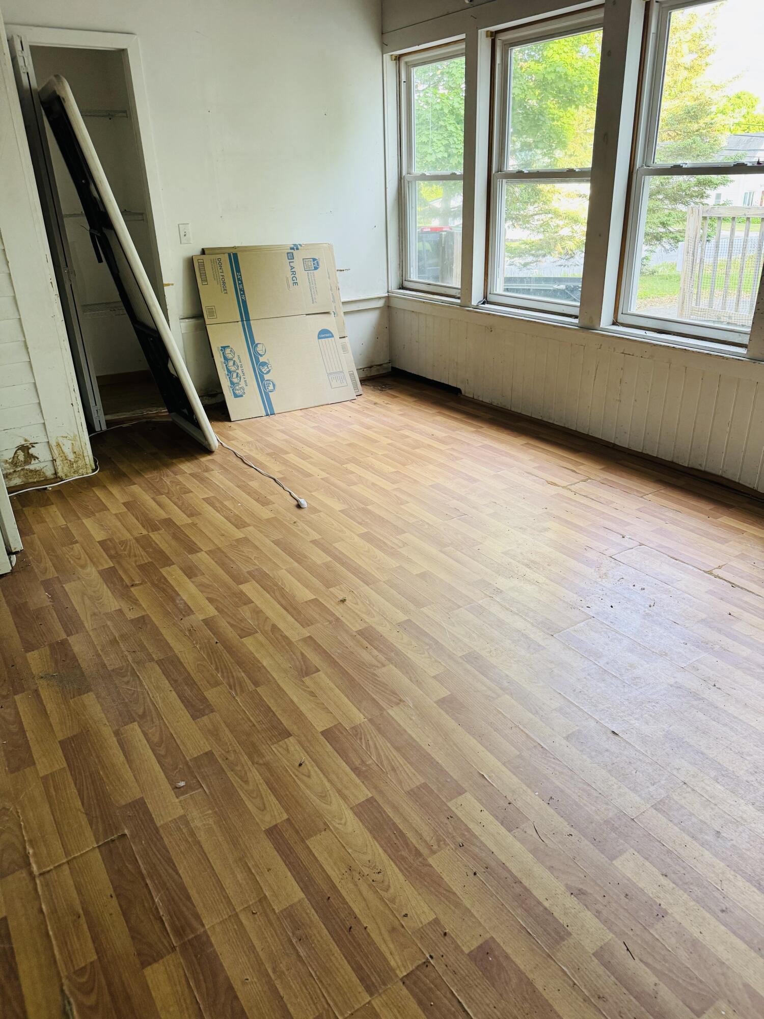 156 Railroad Street Clinton, ME 04927 - Photo 13 of 18 IMG_5373