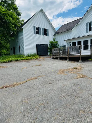 $149,900 | 156 Railroad Street, Clinton, ME 04927