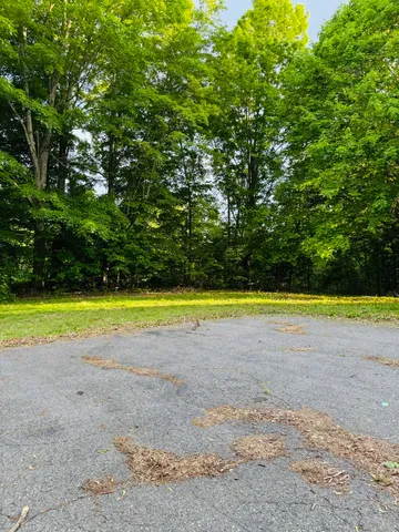 $149,900 | 156 Railroad Street, Clinton, ME 04927