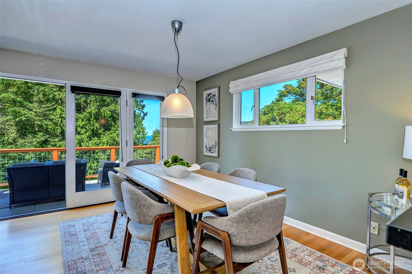 18516 Sound View Place Edmonds, WA 98020 - Photo 13 of 31 Gallery Image 13