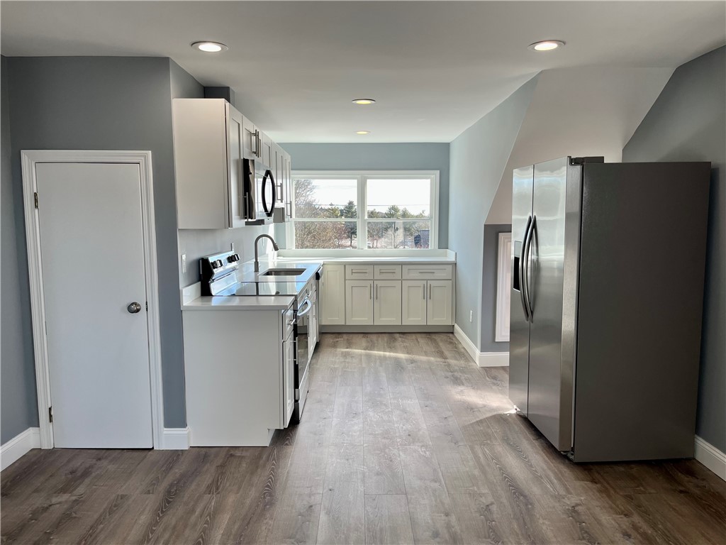 190 East Main Road, Unit 3 Middletown, RI 02842 - Photo 1 of 17