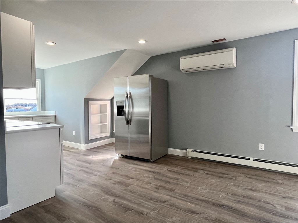 190 East Main Road, Unit 3 Middletown, RI 02842 - Photo 7 of 17