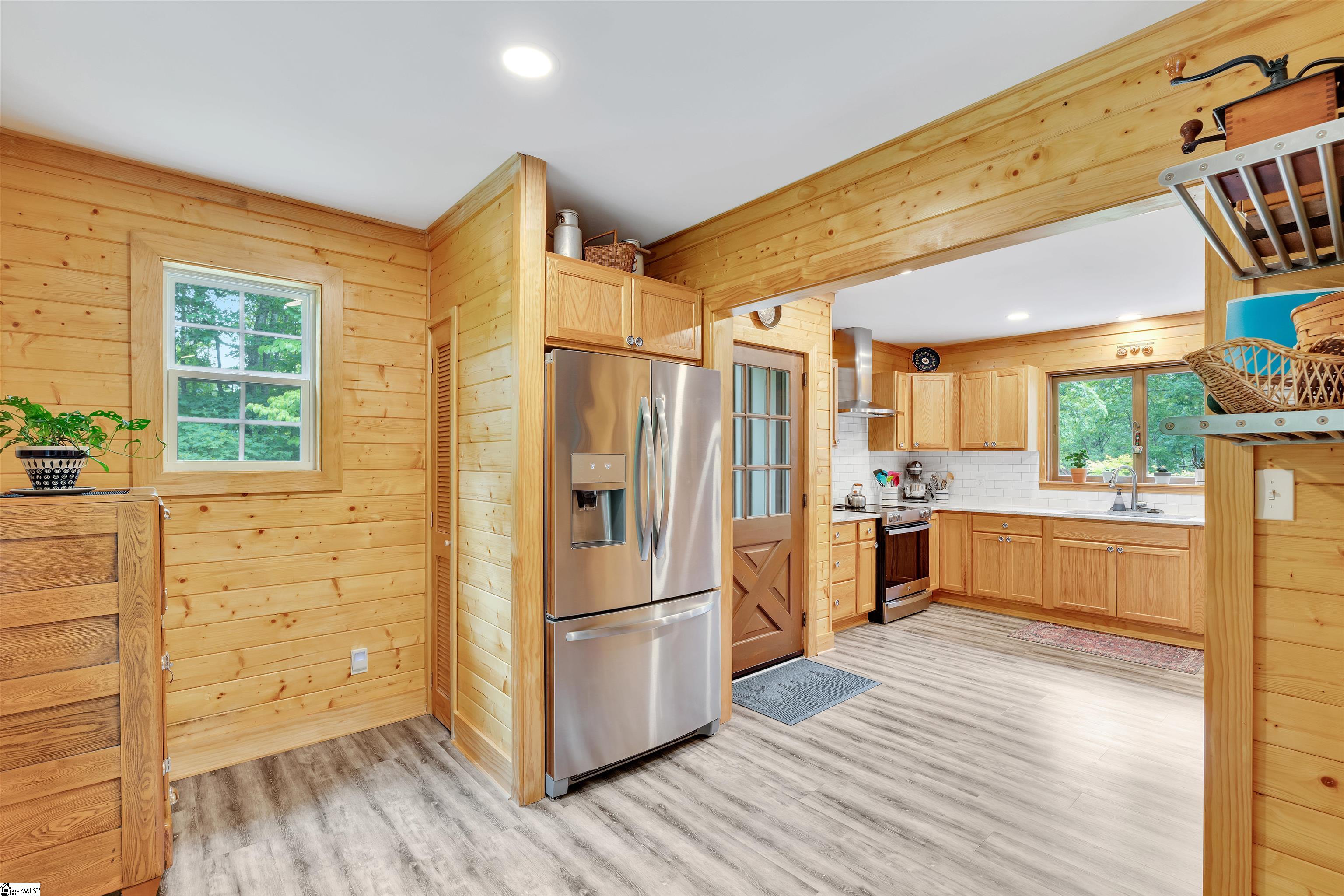 570 South Buckhorn Road Greenville, SC 29609 - Photo 12 of 43 Gallery Image 12