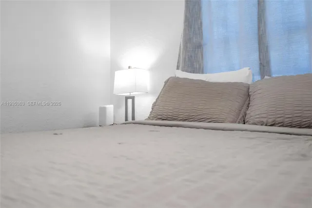 $2,400 | 2970 Northwest 15th Street, Unit 2970, Miami, FL 33125