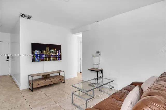 $2,400 | 2970 Northwest 15th Street, Unit 2970, Miami, FL 33125