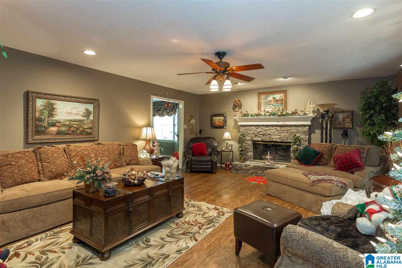 5970 Mockingbird Lane Pinson, AL 35126 - Photo 10 of 41