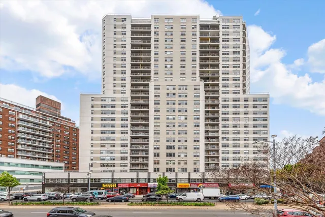 $179,000 | 125-10 Queens Boulevard, Unit 1425 | Kew Gardens