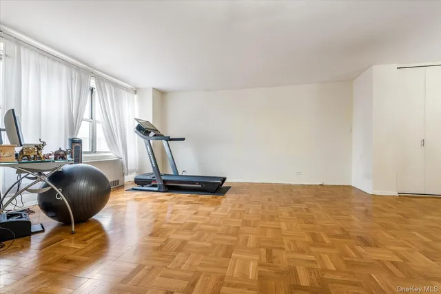 $179,000 | 125-10 Queens Boulevard, Unit 1425 | Kew Gardens