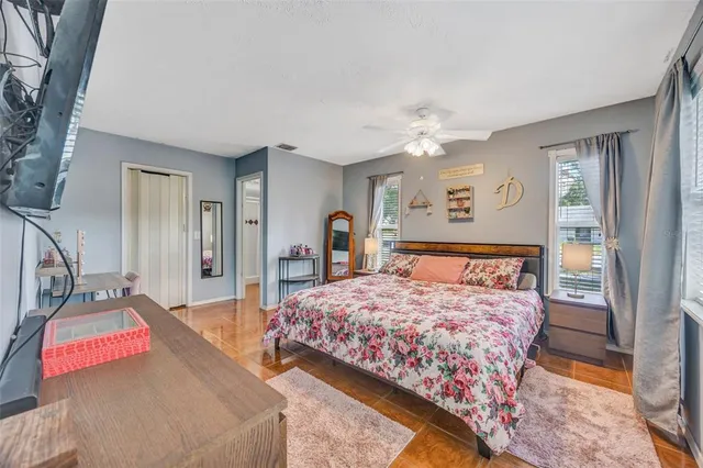 $369,900 | 609 King Henry Court, Seffner, FL 33584