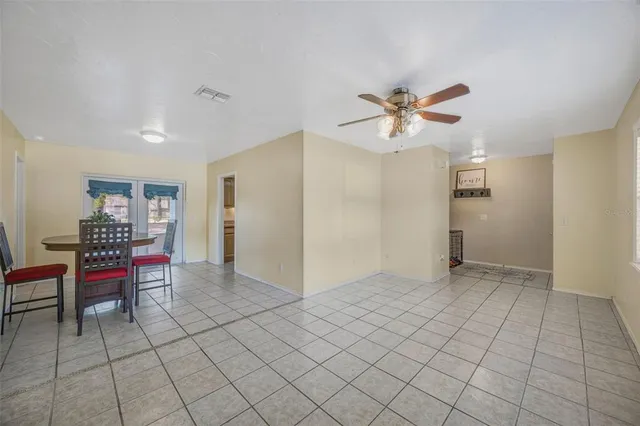 $369,900 | 609 King Henry Court, Seffner, FL 33584