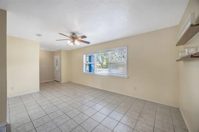 $369,900 | 609 King Henry Court, Seffner, FL 33584