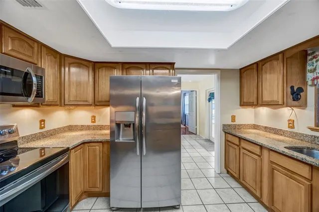 $369,900 | 609 King Henry Court, Seffner, FL 33584