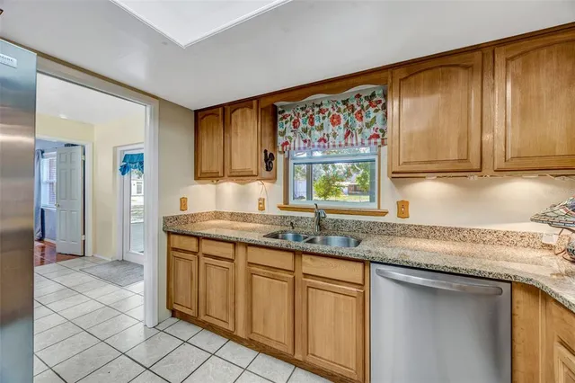 $369,900 | 609 King Henry Court, Seffner, FL 33584