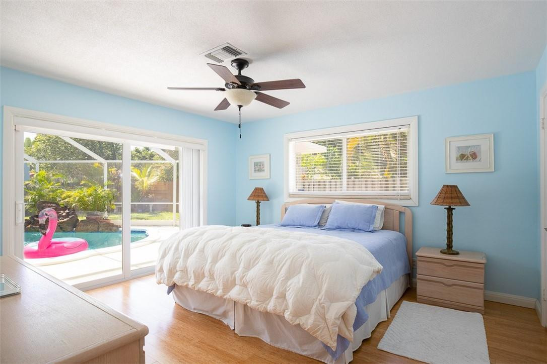 2640 Northeast 53rd Court Lighthouse Point, FL 33064 - Photo 10 of 27 MASTER BEDROOM