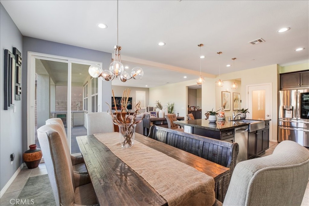 27323 Ardella Place Saugus, CA 91350 - Photo 22 of 52