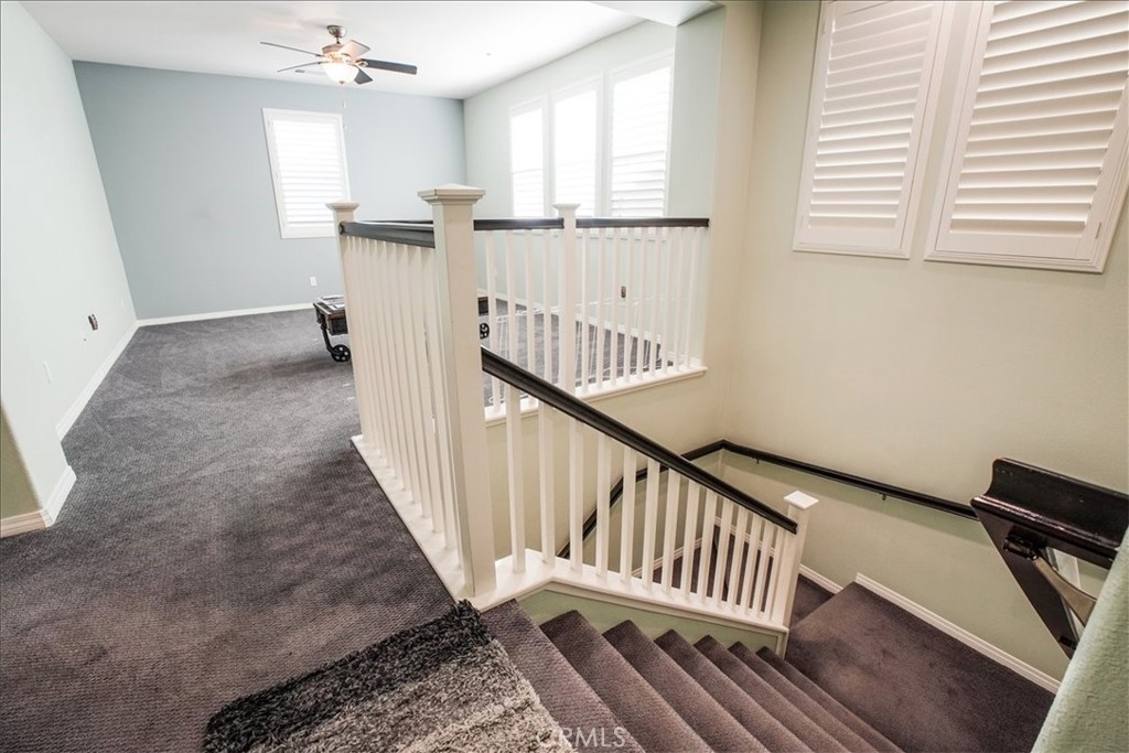 27323 Ardella Place Saugus, CA 91350 - Photo 24 of 52