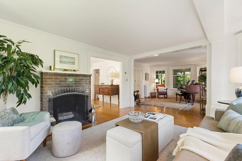 9 Wilson Street Winchester, MA 01890 - Photo 9 of 38