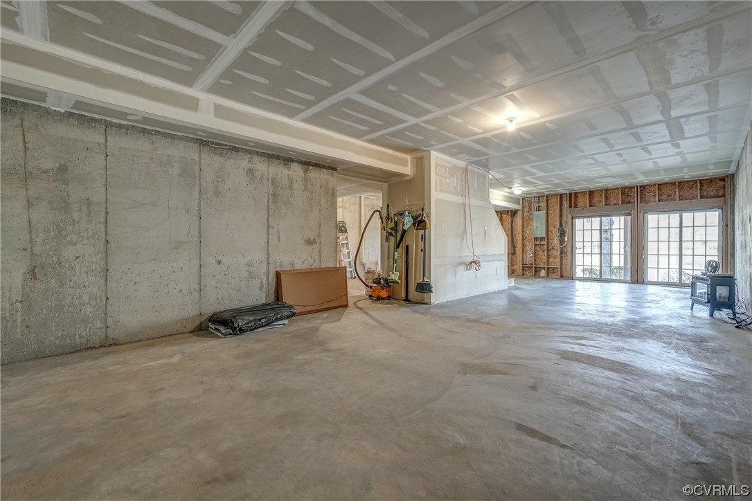 1402 Quiet Lake Loop Midlothian, VA 23114 - Photo 41 of 50 a view of a room with gym equipment