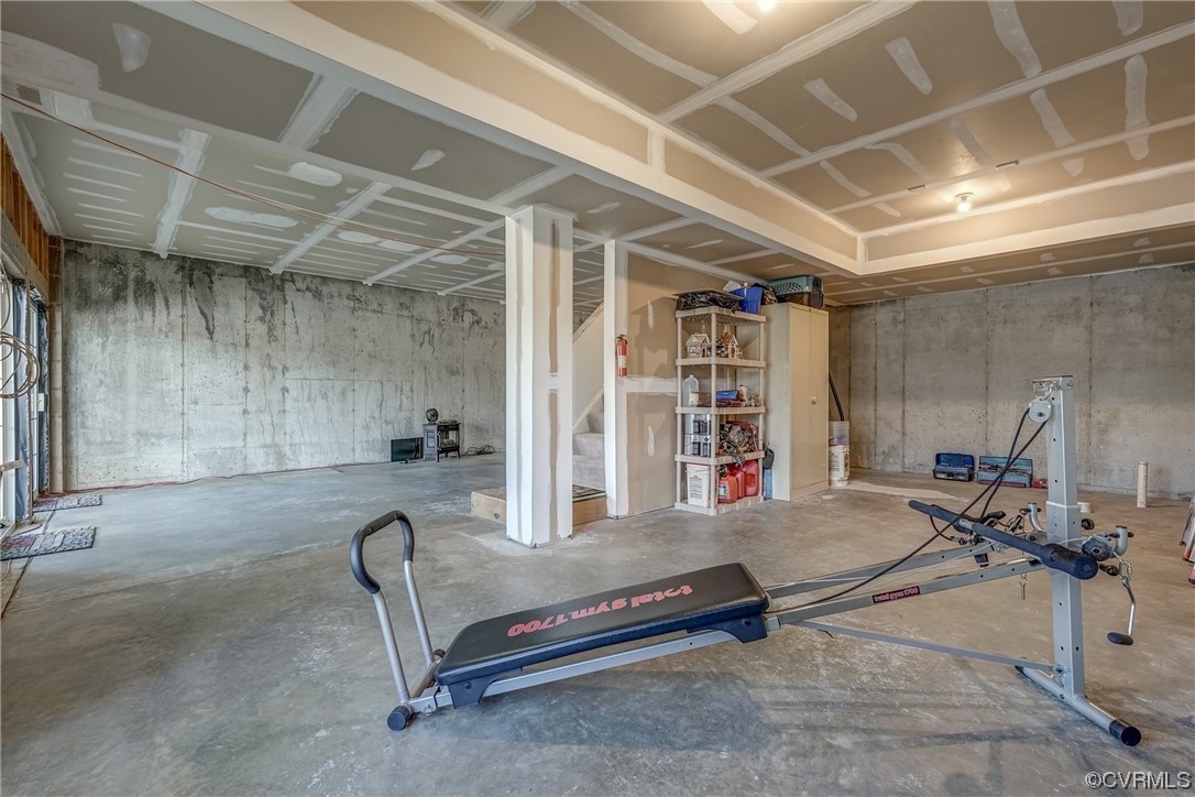 1402 Quiet Lake Loop Midlothian, VA 23114 - Photo 43 of 50 a living room with furniture