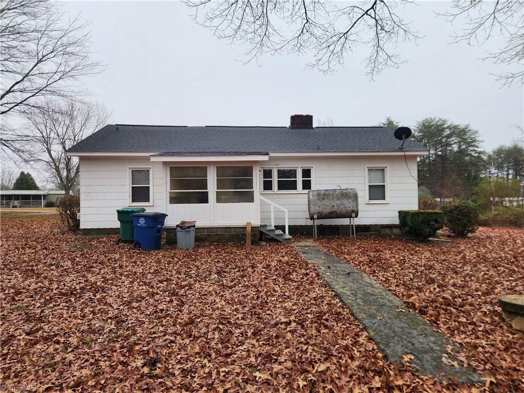 254 Landreth Road Madison, NC 27025 - Photo 4 of 13 Back of House