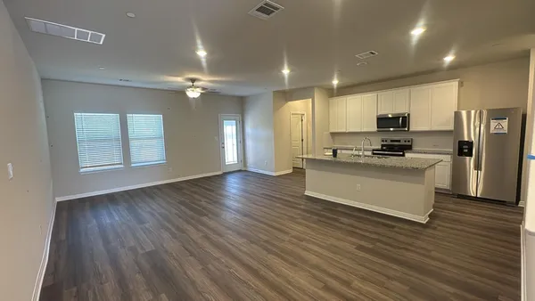 $2,045 | 1850 Settlers Glen Drive, Unit 602, Round Rock, TX 78665
