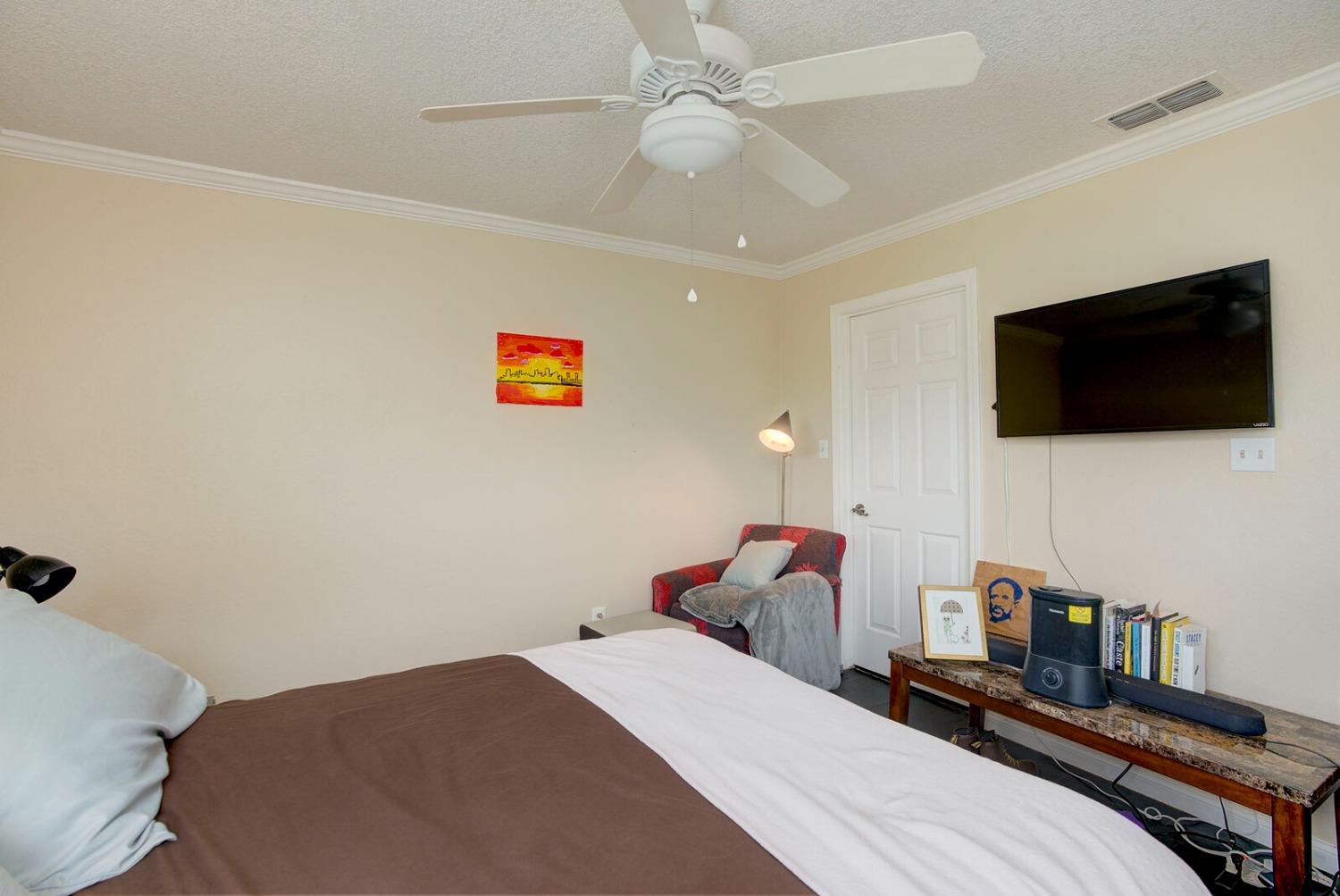 2403 Post Oak Lane Sacramento, CA 95825 - Photo 17 of 32