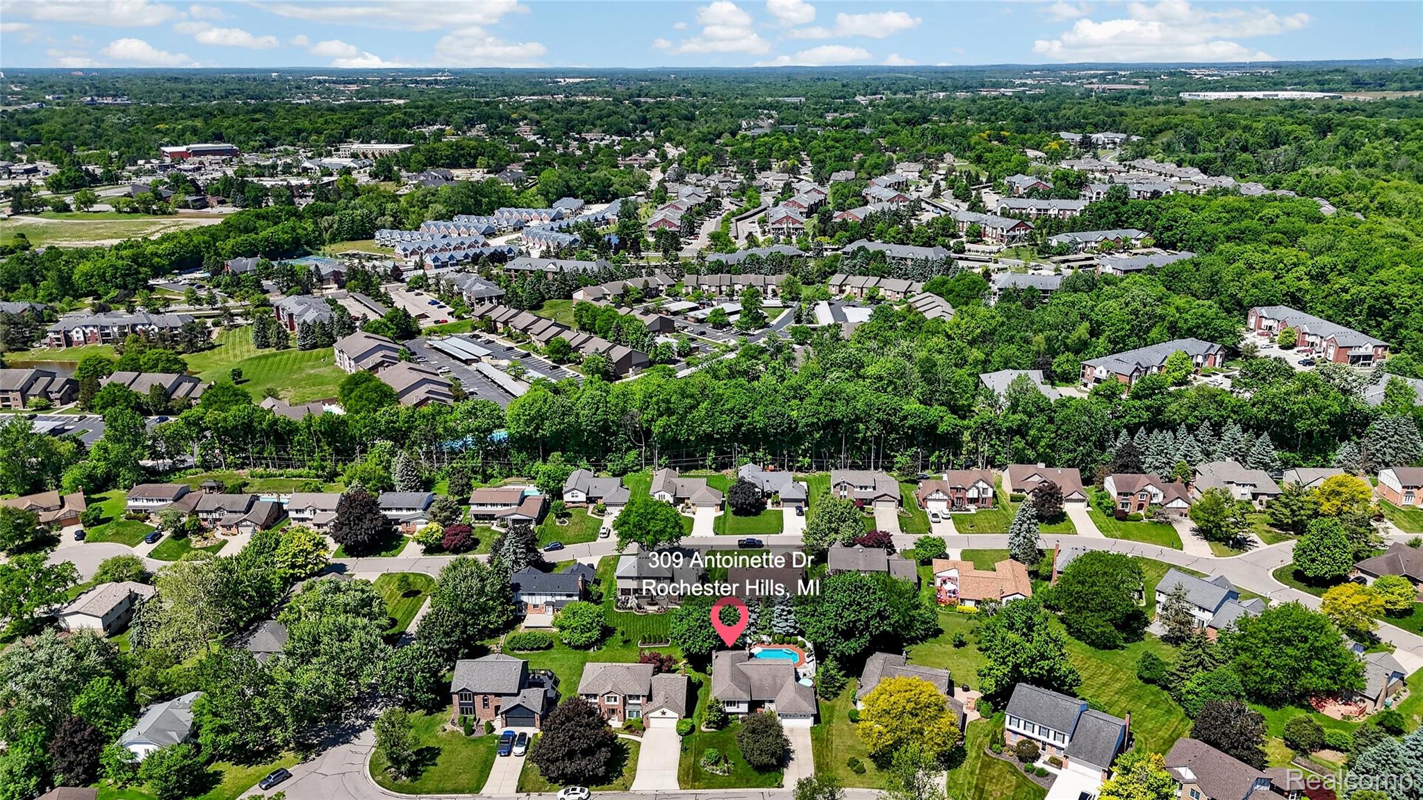 309 Antoinette Drive Rochester, MI 48309 - Photo 35 of 36 010_DJI_20260602115100_0011_D.jpg