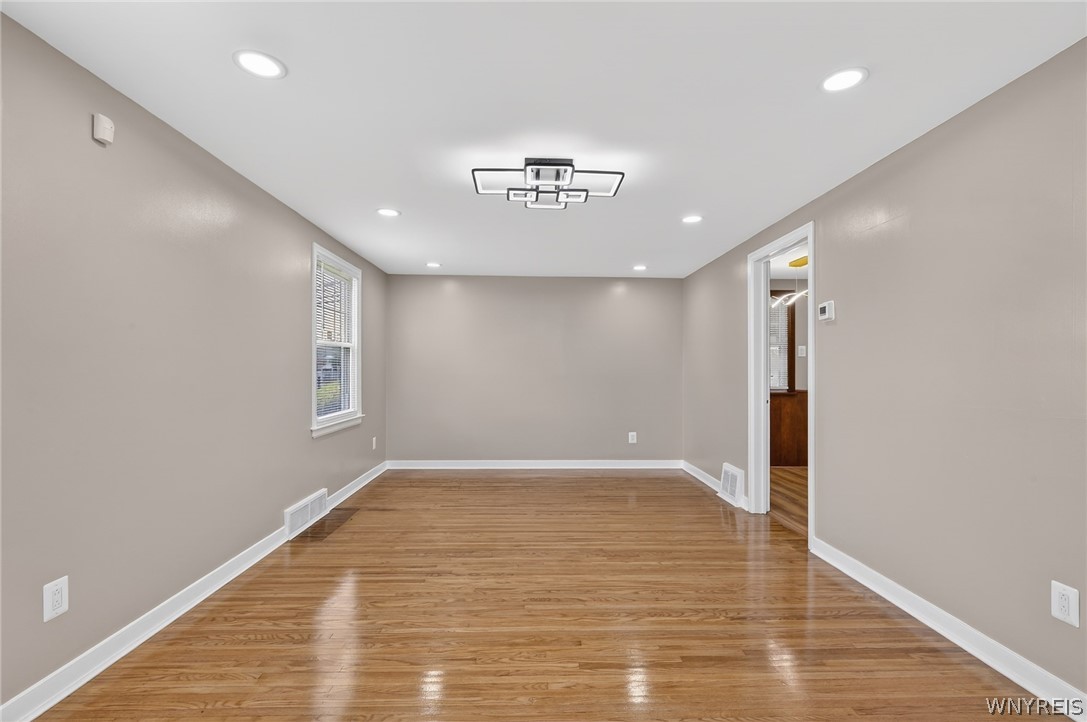 121 Southgate Road Cheektowaga, NY 14215 - Photo 14 of 50
