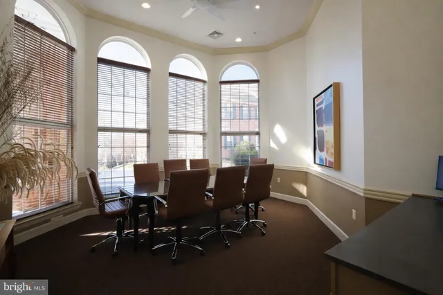 $375,000 | 400 Symphony Circle, Unit 422H, Cockeysville, MD 21030