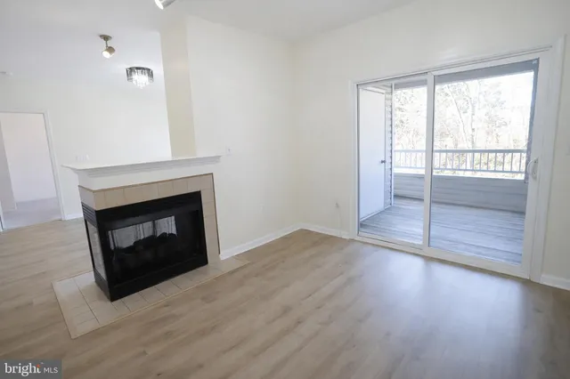 $375,000 | 400 Symphony Circle, Unit 422H, Cockeysville, MD 21030