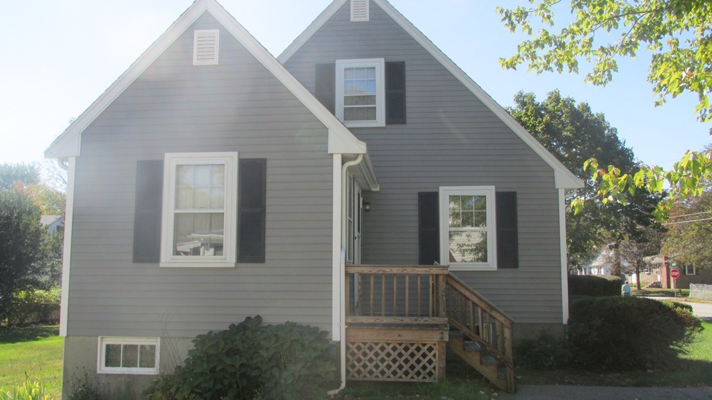 107 Thompson Road Weymouth, MA 02191 - Photo 14 of 15
