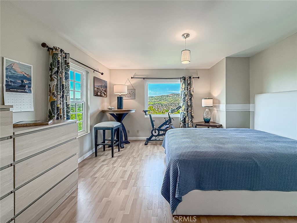 1059 Alta Vista Road Simi Valley, CA 93063 - Photo 12 of 30