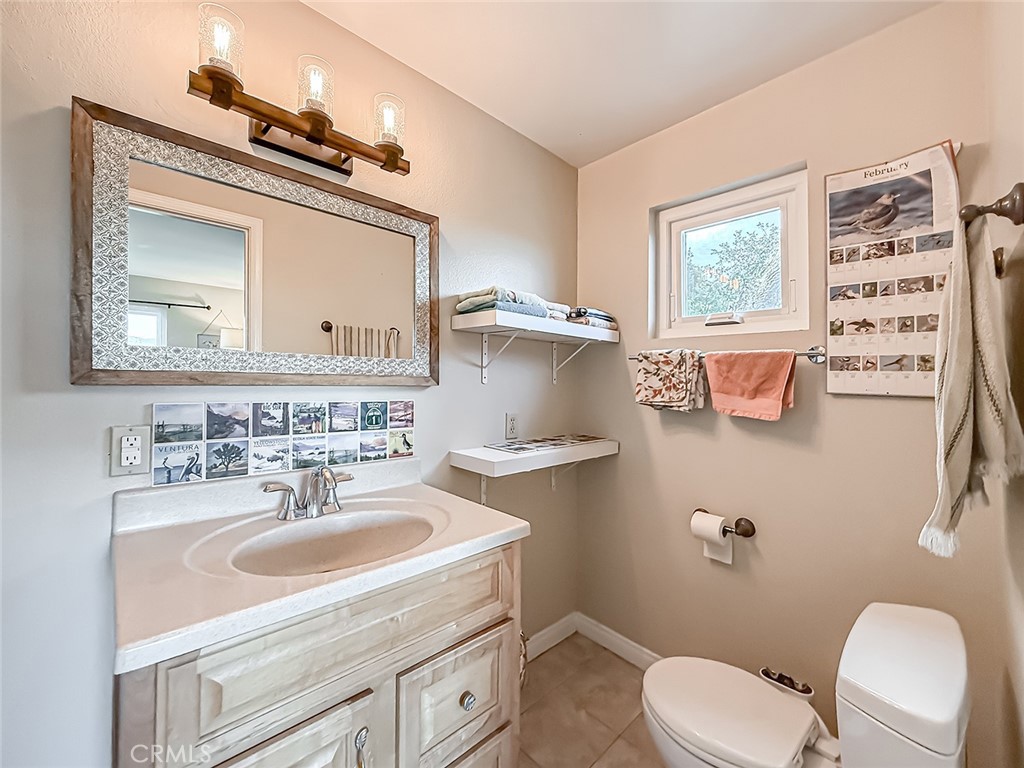 1059 Alta Vista Road Simi Valley, CA 93063 - Photo 14 of 30