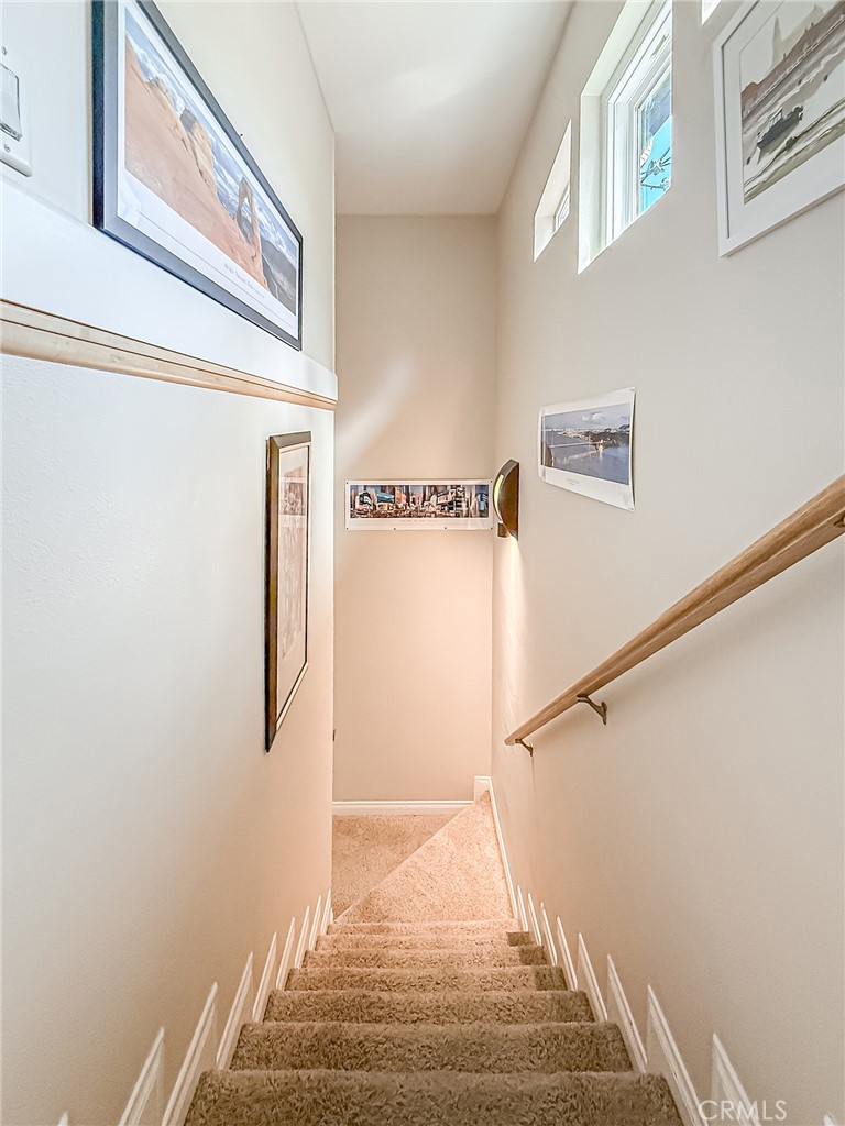 1059 Alta Vista Road Simi Valley, CA 93063 - Photo 16 of 30